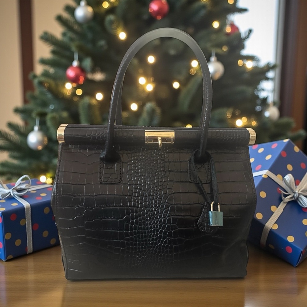 NOT FOR SALE. POSHMARK IS BRINGING BACK LISTING THAT I HAVE SOLD. - Picture 12 of 13